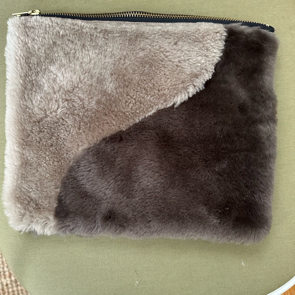 Milena Silvano shearling clutch